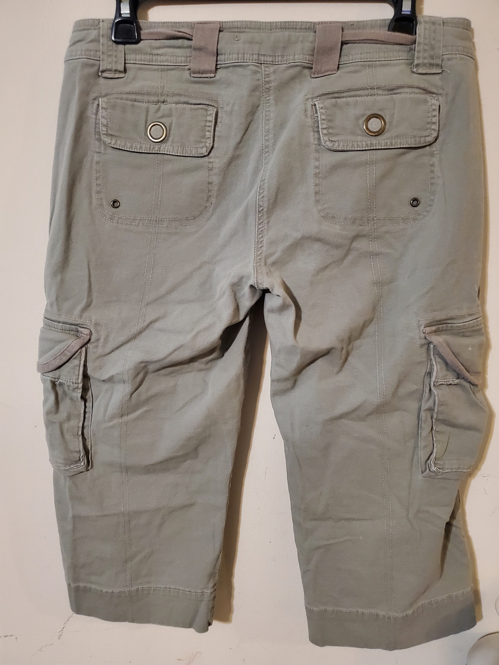 Y2K Low Rise Cargo Pants Cropped – Grunge Streetwear Capri Fit Olive Green - Picture 6 of 10